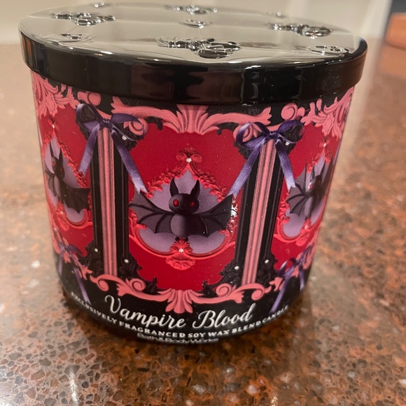 Bath & Body Works Set of 2 Halloween 3-Wick Candles-NEW—Decorative Lids - Picture 4 of 5